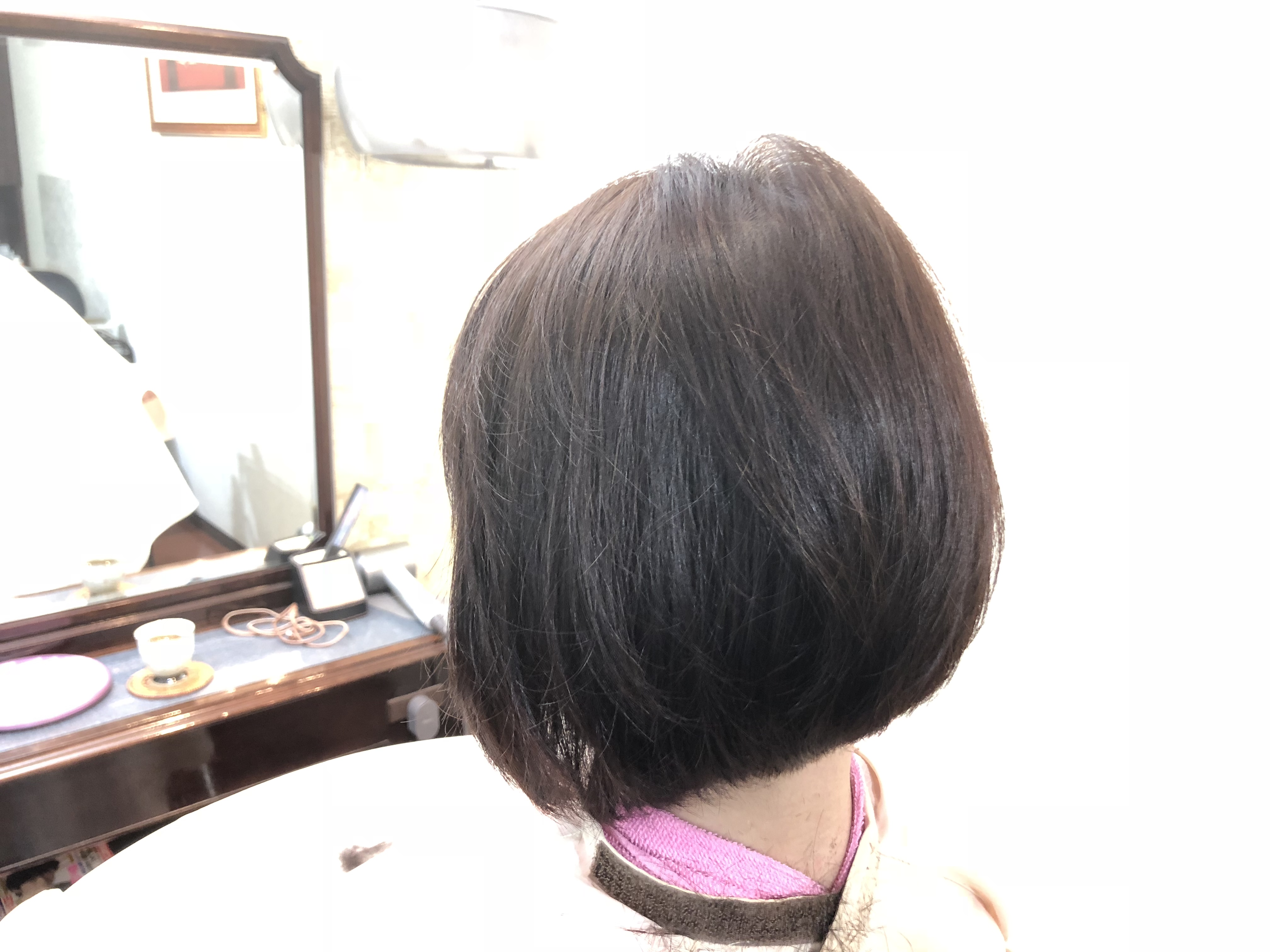パッツンボブはちょっと・・・思う方の切りっぱなしグラボブ
