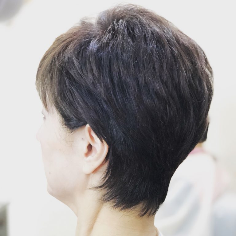 50代からの キュビズムカットヘアスタイル くせ毛ブローレスカット 西宮 夙川 ANNE（アンヌ）美容室